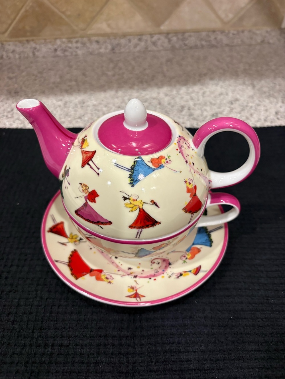 Yedi Houseware Classic Coffee and Tea Dancing Fairies Tea for One set - Picture 2 of 11